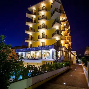 hotel-mondial.hotelslidodijesolo.com/